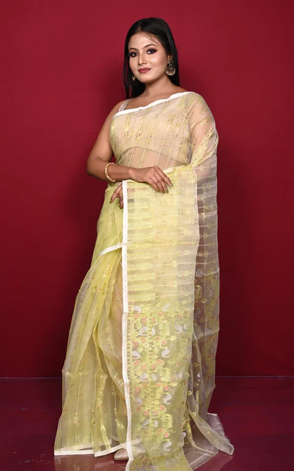 Soft_Muslin_Silk_Jamdani_Saree_In_Lemon_Yellow_And_Off_White_With_Golden_And_Copper_Zari_Nakshi_Work