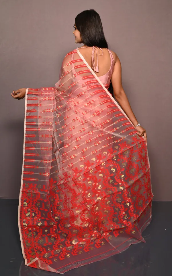 Soft_Muslin_Silk_Jamdani_Saree_In_Pastel_Red_Bright_Red_And_Off_White_With_Golden_And_Copper_Zari_Nakshi_Work