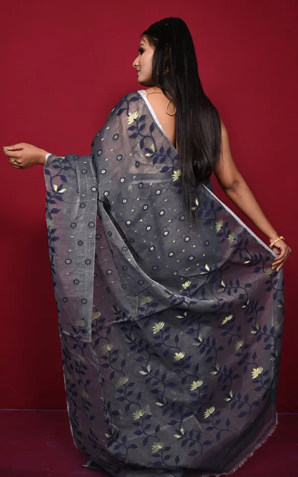 Leaf_And_Floral_Motif_Nakshi_Work_Soft_Jamdani_Saree_In_Charcoal_Grey_Midnight_Blue_And_Dry_Gold