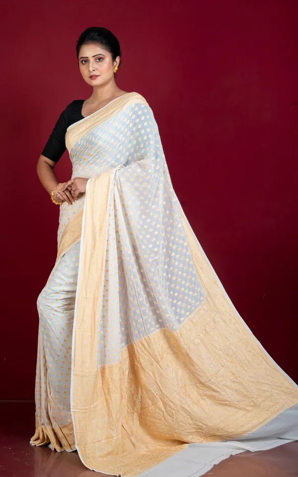 Hand_Woven_Medium_Border_Khaddi_Georgette_Banarasi_Saree_In_Off_White_And_Matt_Gold