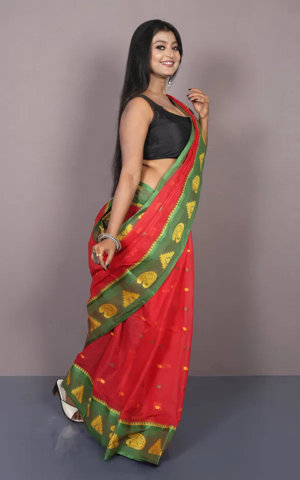 Bengal_Tangail_Cotton_Saree_In_Red_Green_And_Matte_Yellow