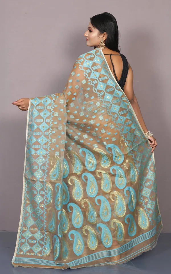 Traditional_Soft_Jamdani_Saree_In_Light_Brown_Sky_Blue_And_Gold