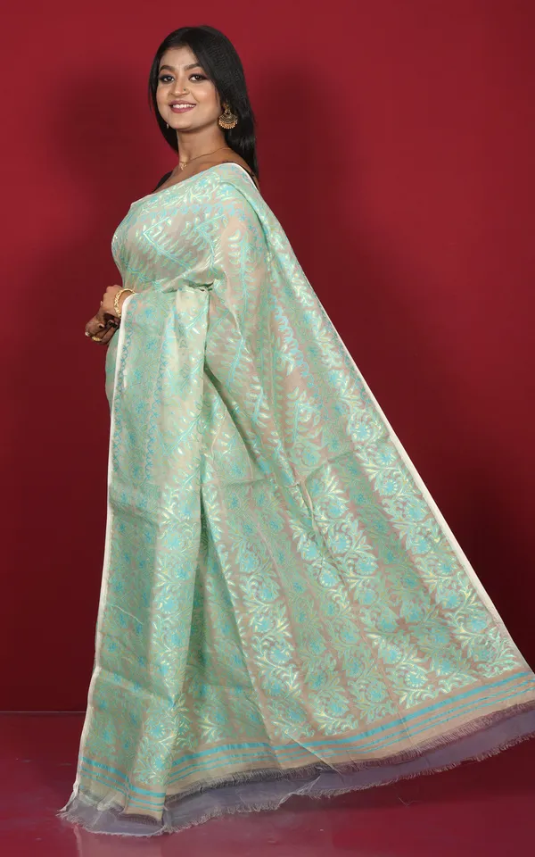 Traditional_Soft_Jamdani_Saree_In_Linen_White_Sea_Green_And_Gold