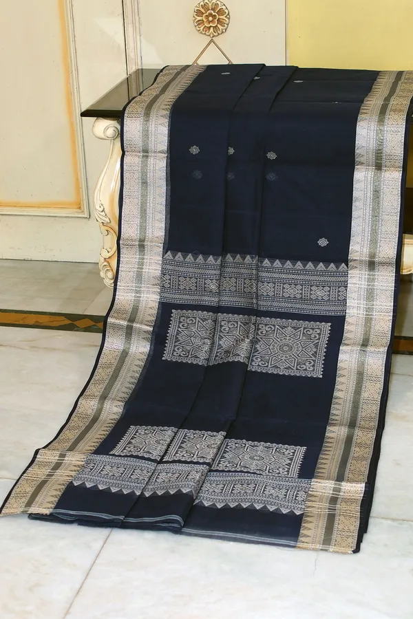 Medium_Size_Thread_Nakshi_Border_Premium_Quality_Bengal_Handloom_Cotton_Saree_In_Midnight_Blue_Beige_And_Water_Golden_Meenakari_Zari_Nakshi_Weave