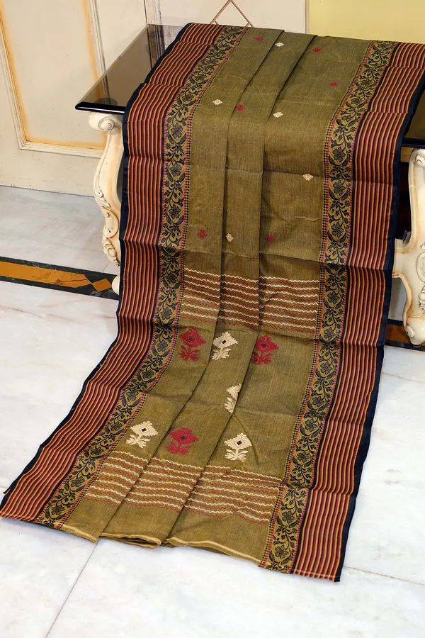Woven_Matta_Churi_Stripe_Nakshi_Border_Premium_Quality_Bengal_Handloom_Cotton_Saree_In_Icky_Green_And_Multicolor