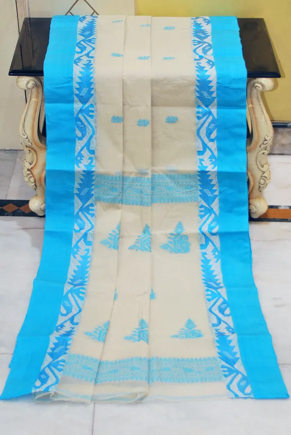 Woven_Matta_Karat_Jamdani_Border_Premium_Quality_Bengal_Handloom_Cotton_Saree_In_Ballet_White_And_Azure_Blue