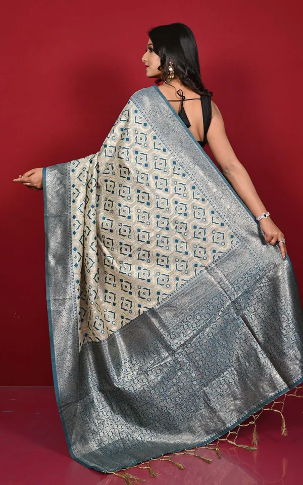 Designer_Brocade_Jute_Katan_Silk_Saree_In_Soap_Stone_Beige_And_Dark_Teal
