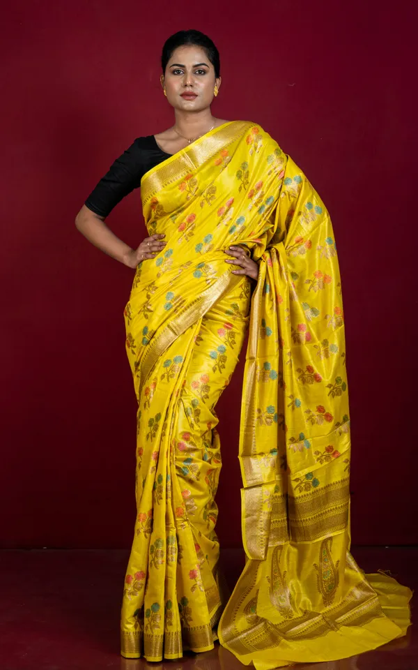 Hand_Woven_Pure_Moonga_Tussar_Banarasi_Silk_Saree_In_Yellow_Antique_Golden_And_Multicolor