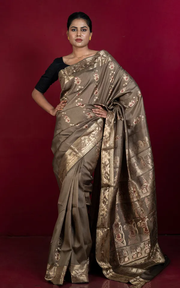 Hand_Woven_Swarnachari_Pure_Silk_Saree_In_Ashen_Brown_Maroon_And_Matt_Gold