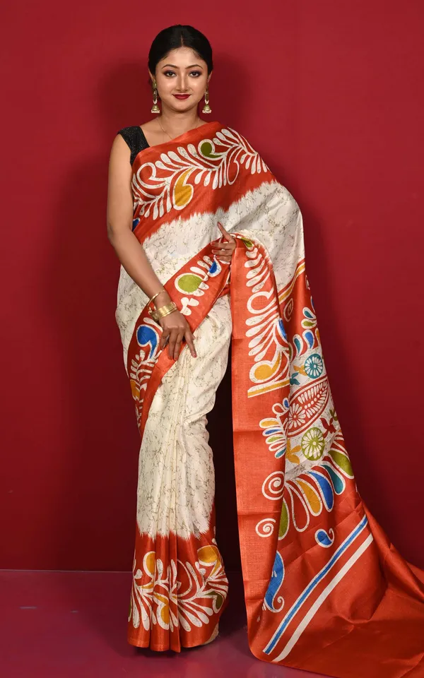 Hand_Batik_Printed_Soft_Semi_Ghicha_Silk_Saree_In_Off_White_Rust_Red_And_Multicolor