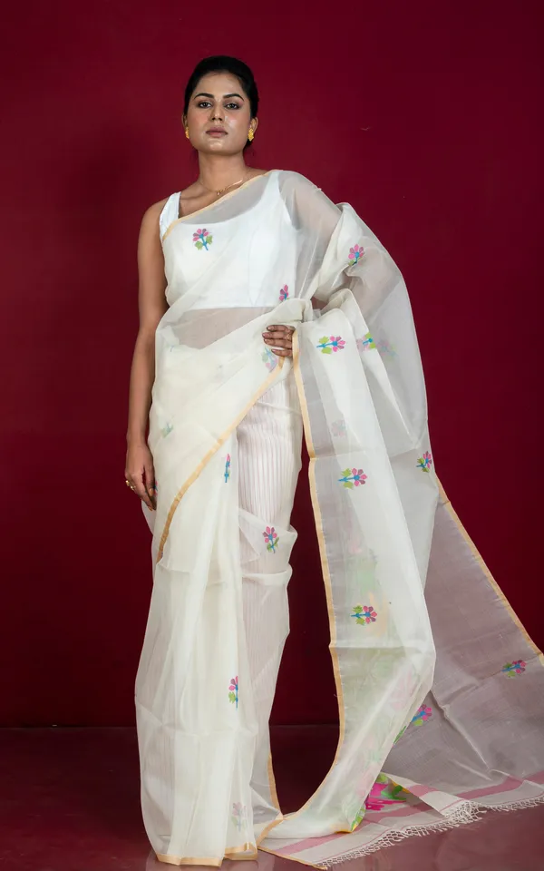 Premium_Quality_Poth_Tussar_Silk_Selvage_Muslin_Silk_Jamdani_Saree_In_Off_White_Beige_And_Multicolor_Thread_Work