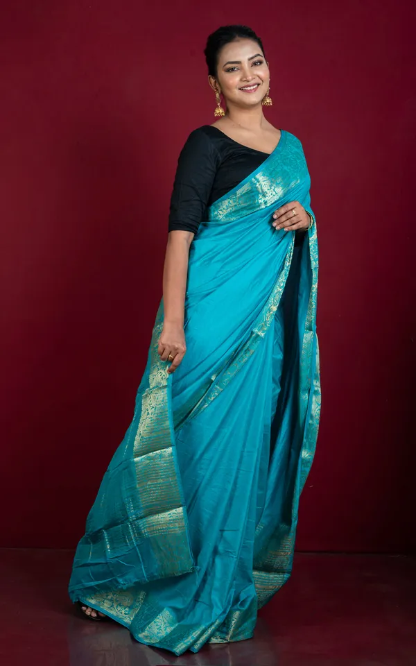 Soft_Semi_Crepe_Silk_Saree_In_Sea_Green_And_Antique_Golden