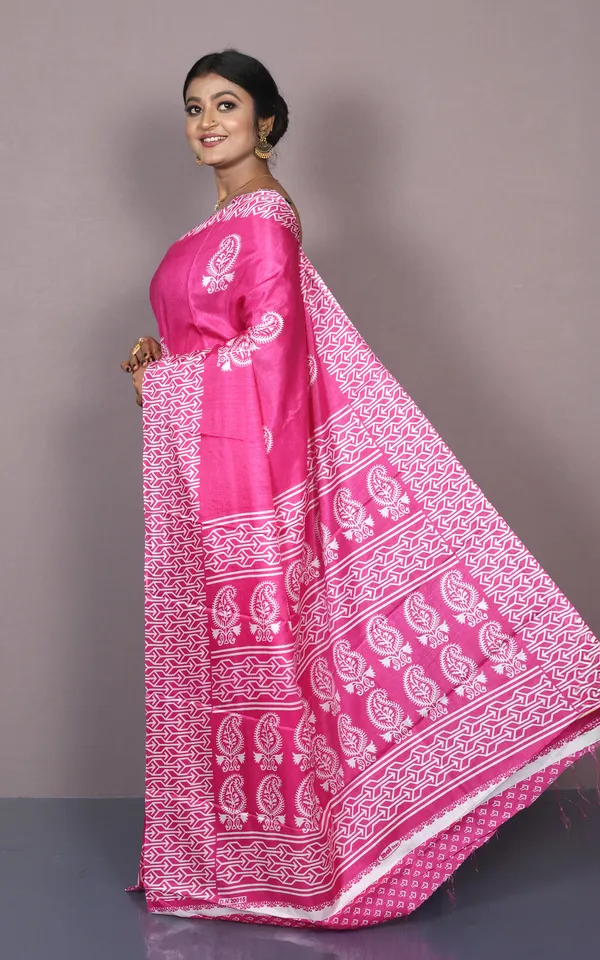 Printed_Soft_Semi_Ghicha_Silk_Saree_In_Brilliant_Rose_Pink_And_Off_White