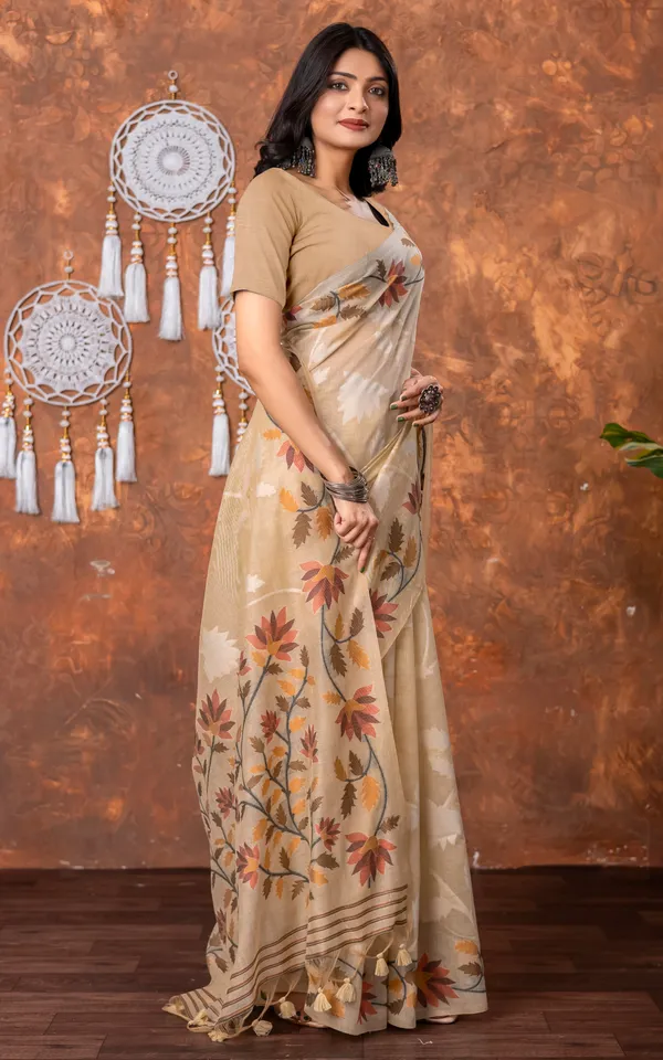 Traditional_Floral_Nakshi_Skirt_Work_Soft_Jamdani_Saree_In_Beige_Off_White_And_Multicolor
