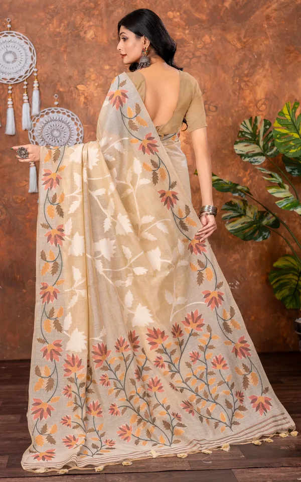 Traditional_Floral_Nakshi_Skirt_Work_Soft_Jamdani_Saree_In_Beige_Off_White_And_Multicolor