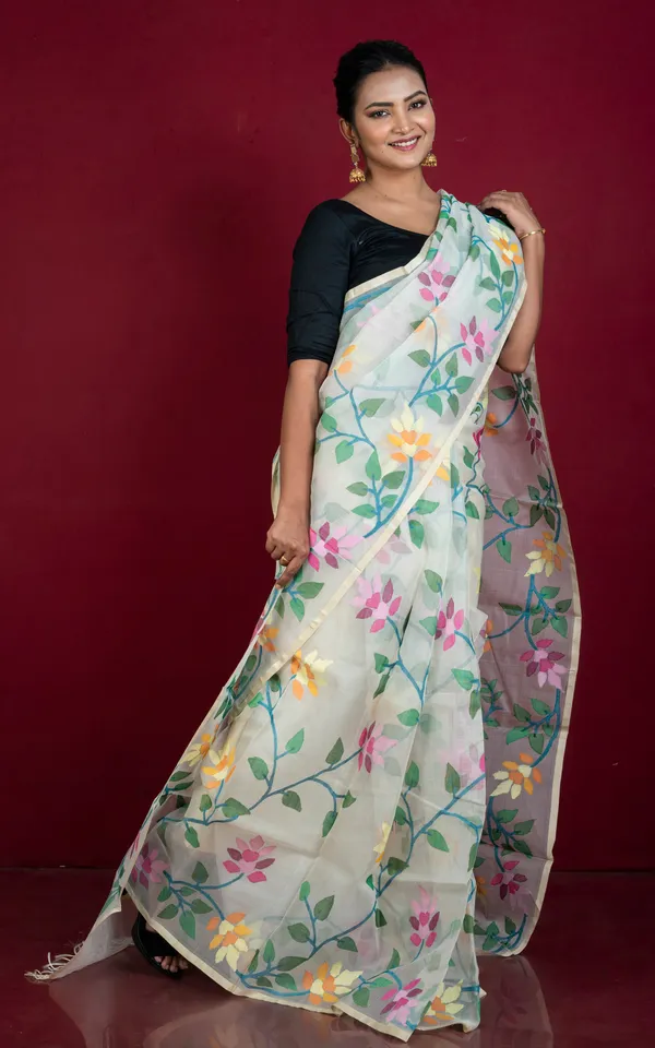 Premium_Quality_Jangla_Jaal_Lotus_Motif_Work_Muslin_Silk_Dhakai_Jamdani_In_Daisy_White_Beige_And_Multicolor_Thread_Work