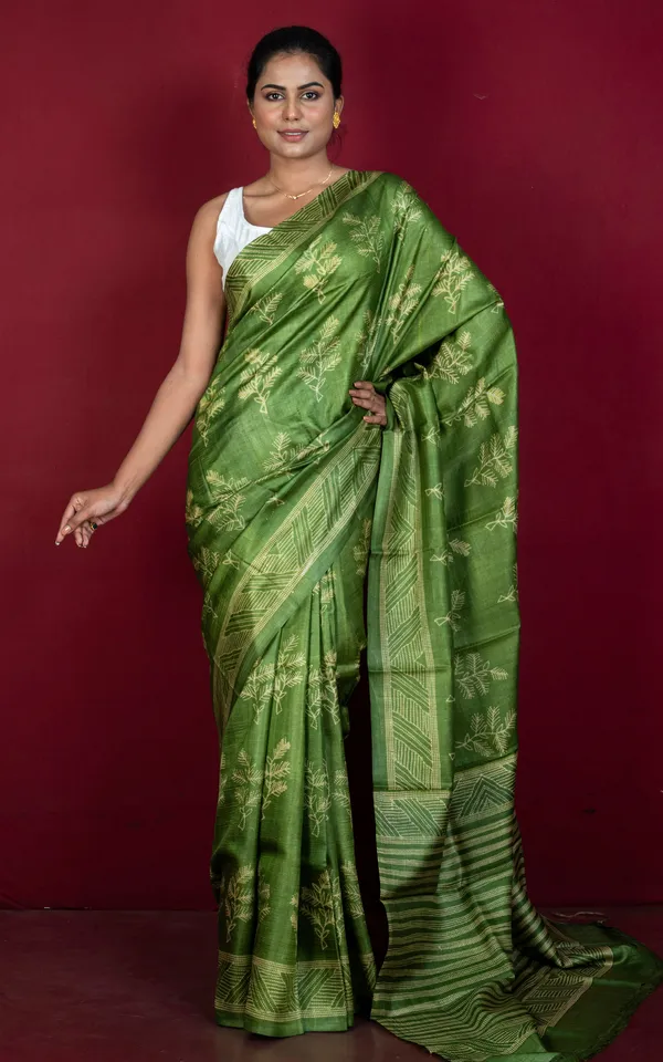 Hand_Kantha_Work_Printed_Pure_Silk_Saree_In_Verdun_Green_And_Beige
