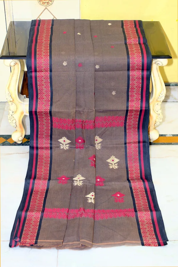 Woven_Matta_Thread_Nakshi_Border_Premium_Quality_Bengal_Handloom_Cotton_Saree_In_Hemp_Brown_Red_Navy_Blue_And_Beige