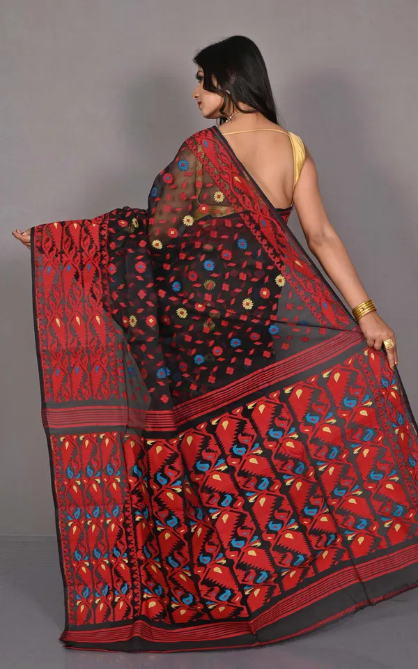 Karat_Skirt_Nakshi_Border_Work_Soft_Hand_Woven_Jamdani_Saree_In_Black_And_Multicolor