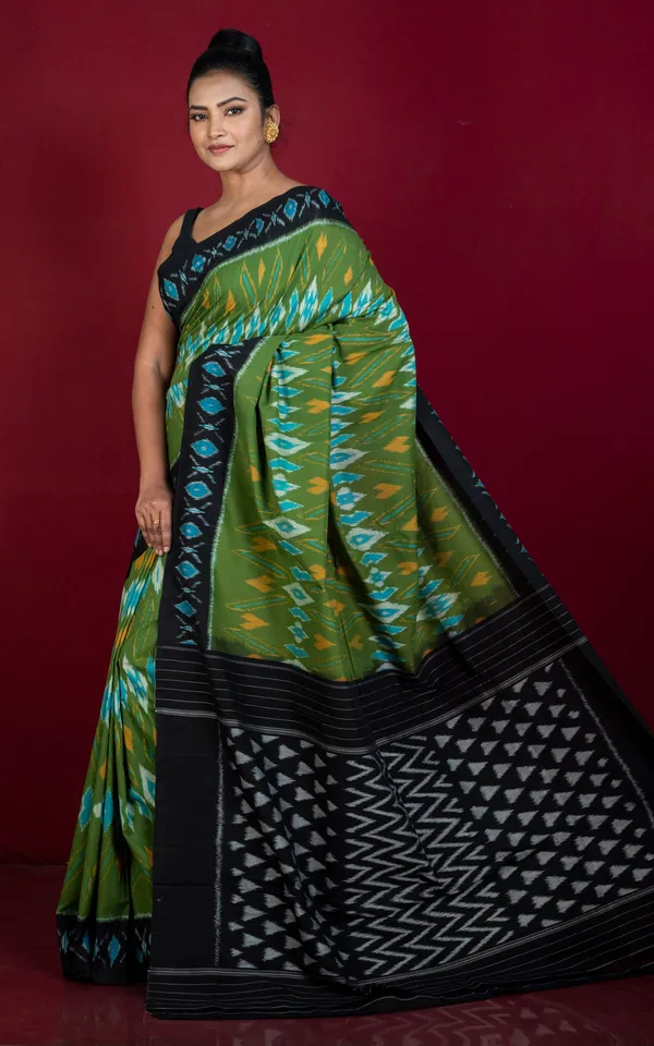 Soft_Mercerized_Cotton_Ikkat_Pochampally_Saree_In_Olive_Green_Black_And_Off_White