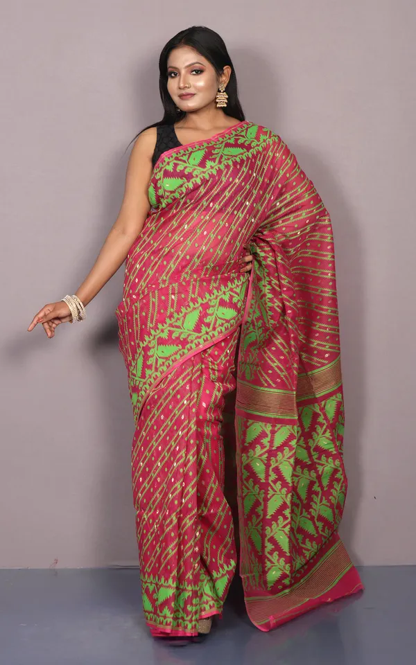 Traditional_Karat_Nakshi_Work_Cotton_Muslin_Soft_Jamdani_Saree_In_Rani_And_Green