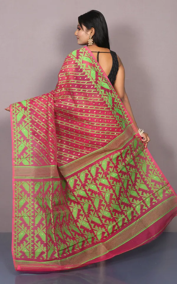Traditional_Karat_Nakshi_Work_Cotton_Muslin_Soft_Jamdani_Saree_In_Rani_And_Green