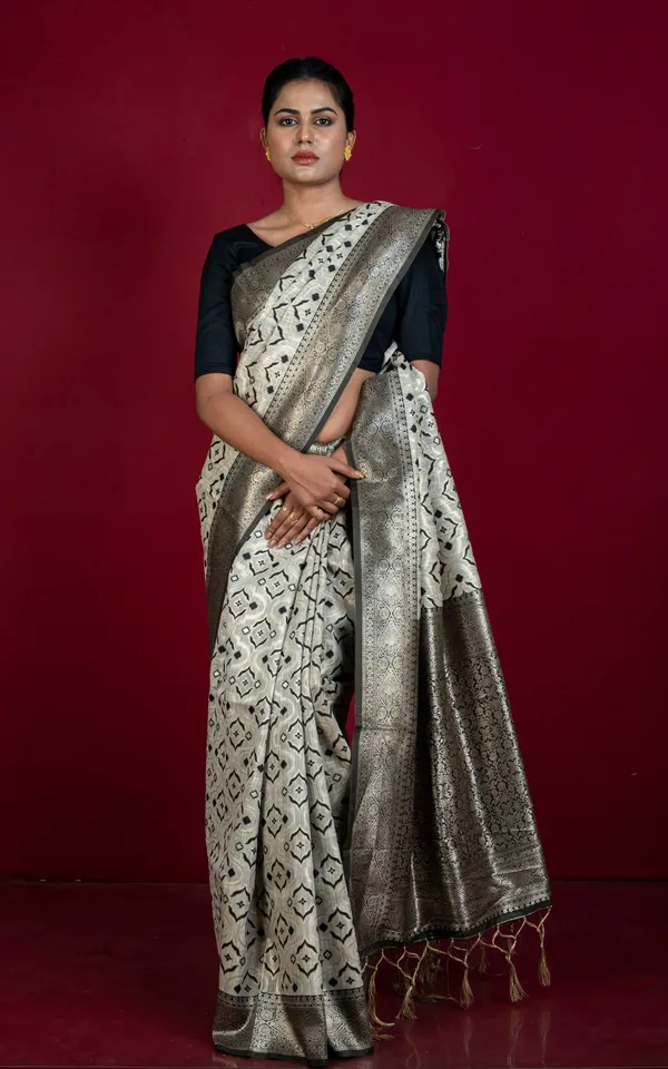 Designer_Brocade_Jute_Katan_Silk_Saree_In_Soap_Stone_Beige_And_Black