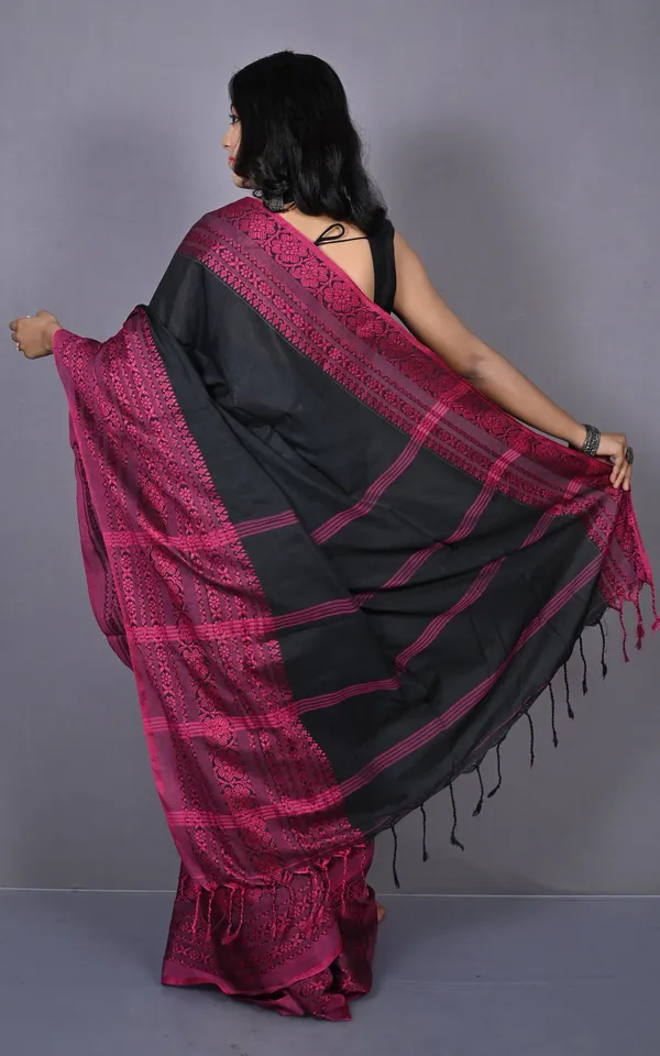 Skirt_Nakshi_Work_Soft_Cotton_Saree_In_Black_And_Cerise_Pink