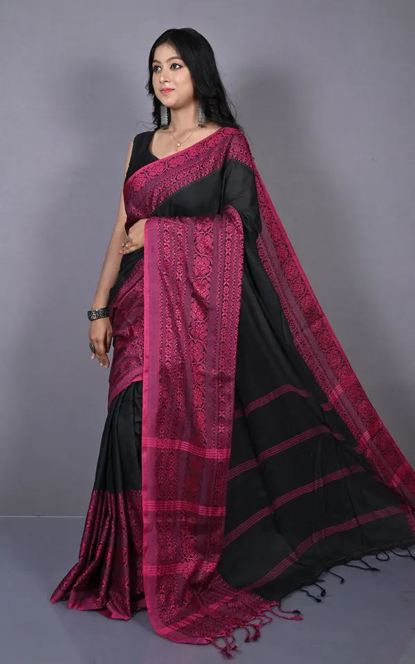 Skirt_Nakshi_Work_Soft_Cotton_Saree_In_Black_And_Cerise_Pink