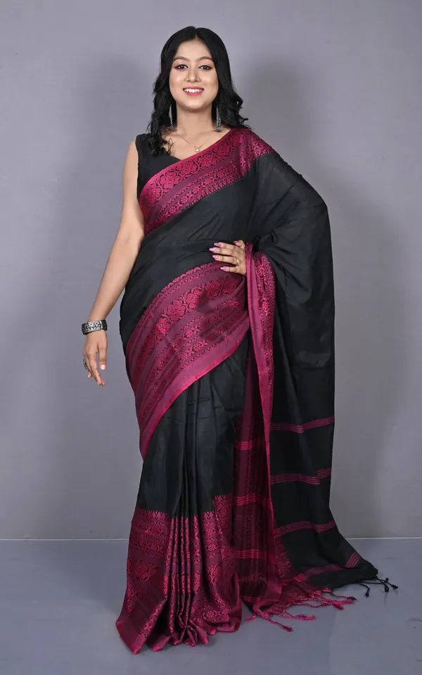 Skirt_Nakshi_Work_Soft_Cotton_Saree_In_Black_And_Cerise_Pink