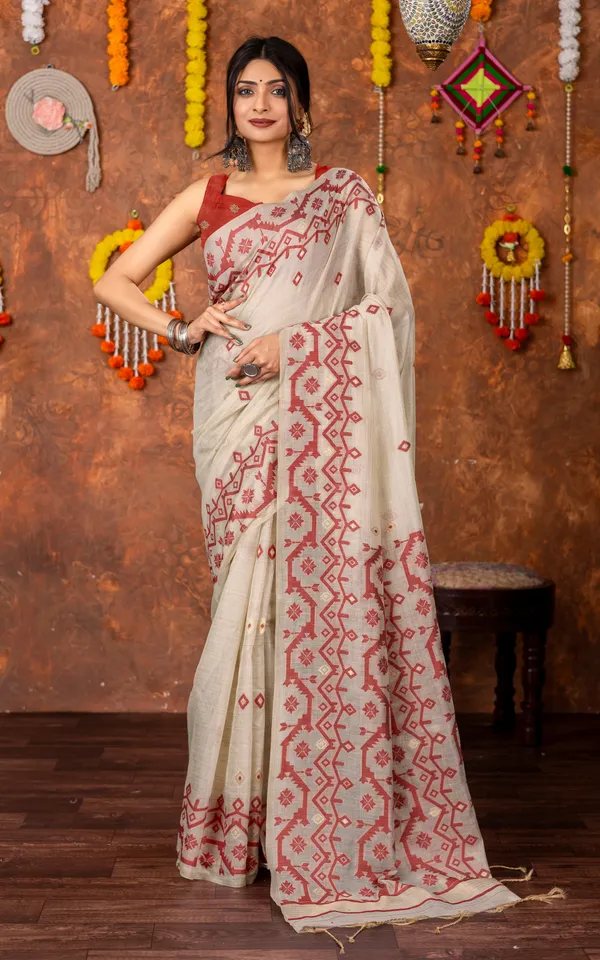 Tantuja_Inspired_Traditional_Karat_Needle_Nakshi_Jaal_Work_Soft_Jamdani_Saree_In_Beige_Red_And_Matte_Golden
