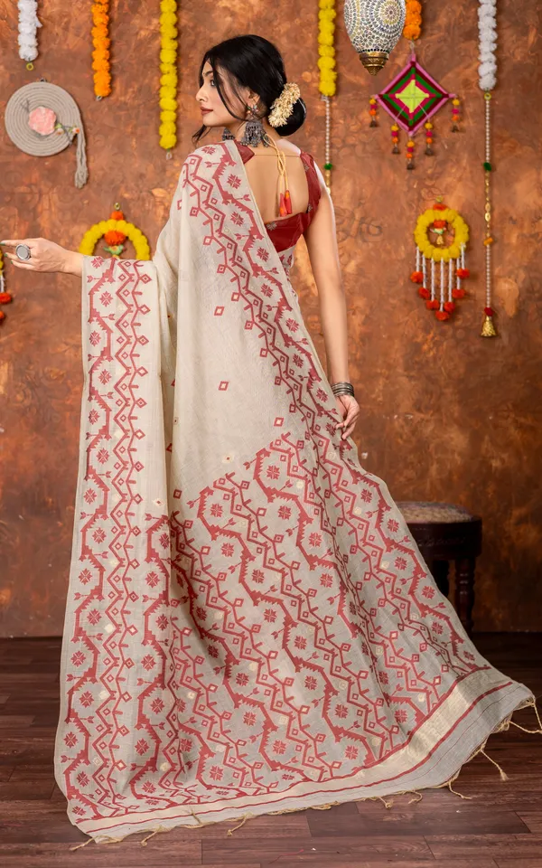 Tantuja_Inspired_Traditional_Karat_Needle_Nakshi_Jaal_Work_Soft_Jamdani_Saree_In_Beige_Red_And_Matte_Golden
