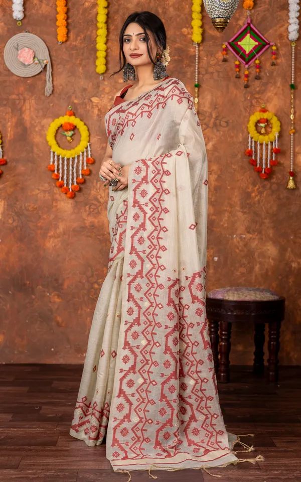 Tantuja_Inspired_Traditional_Karat_Needle_Nakshi_Jaal_Work_Soft_Jamdani_Saree_In_Beige_Red_And_Matte_Golden