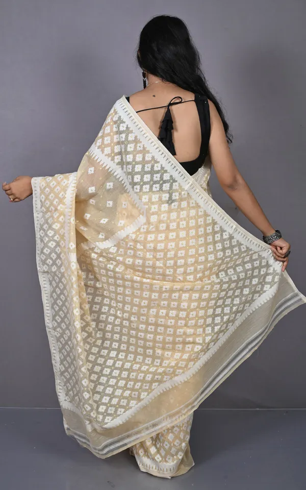 Solapuri_Work_Jamdani_Saree_In_Parmesan_Off_White_And_Golden