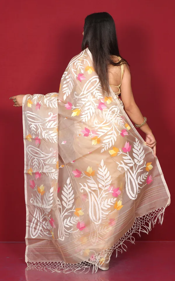 Premium_Quality_Jangla_Jaal_Work_Muslin_Silk_Dhakai_Jamdani_Saree_In_English_Beige_Off_White_And_Multicolor_Thread_Work