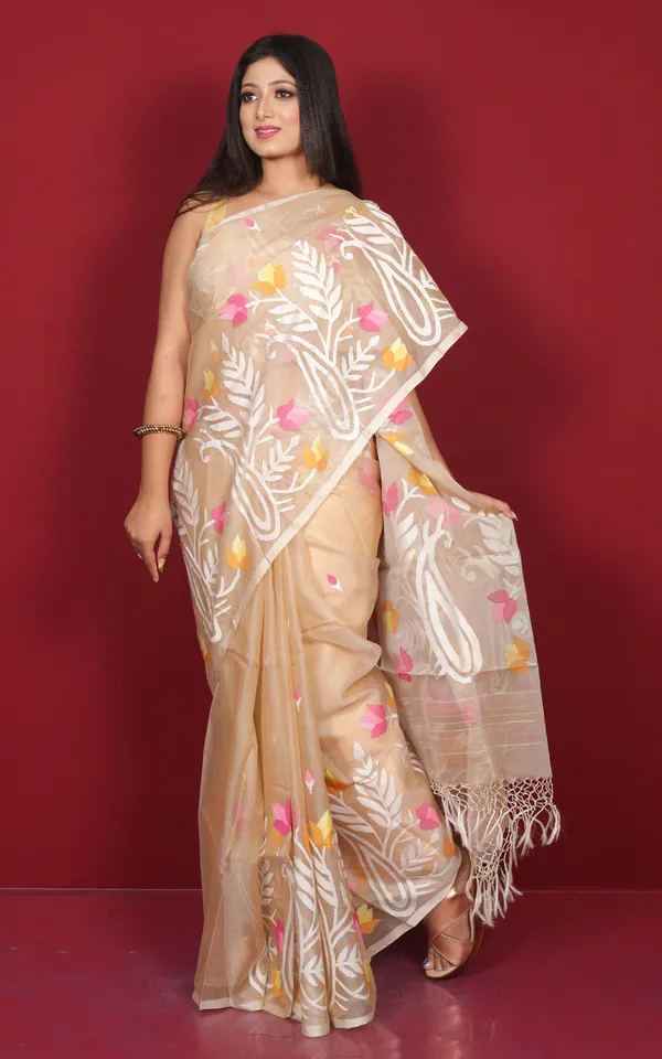 Premium_Quality_Jangla_Jaal_Work_Muslin_Silk_Dhakai_Jamdani_Saree_In_English_Beige_Off_White_And_Multicolor_Thread_Work