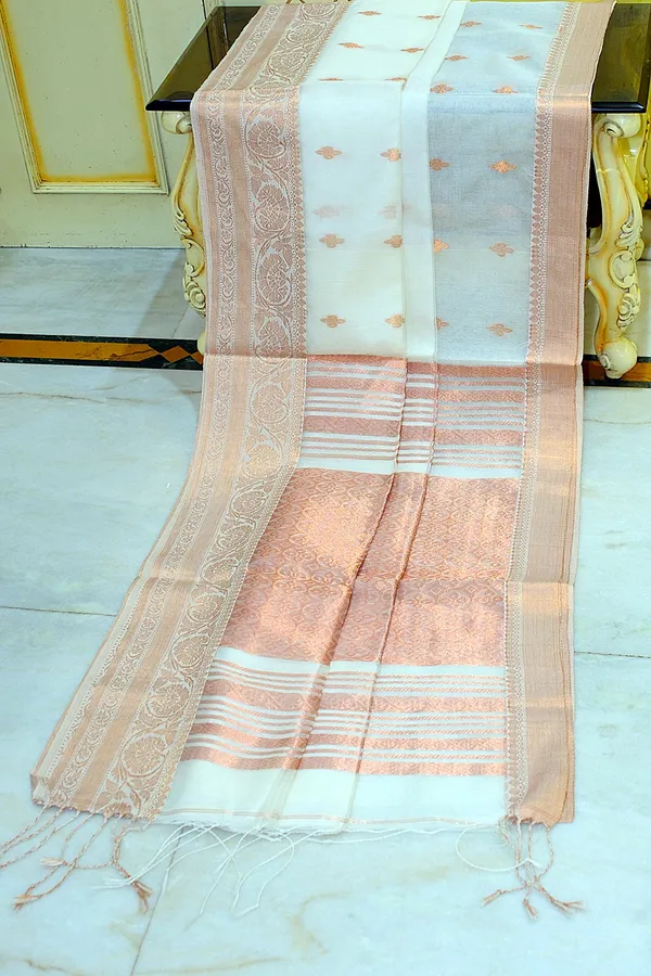 Soft_Muslin_Silk_Banarasi_Saree_In_Off_White_And_Golden