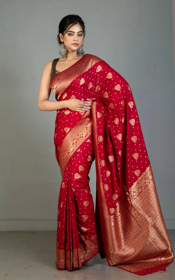 Traditional_Nakshi_Motif_Work_Softy_Dola_Katan_Silk_Saree_In_Maroon_And_Antique_Golden