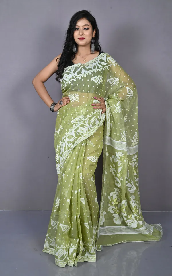 Solapuri_Work_Jamdani_Saree_In_Khaki_Green_Off_White_And_Golden