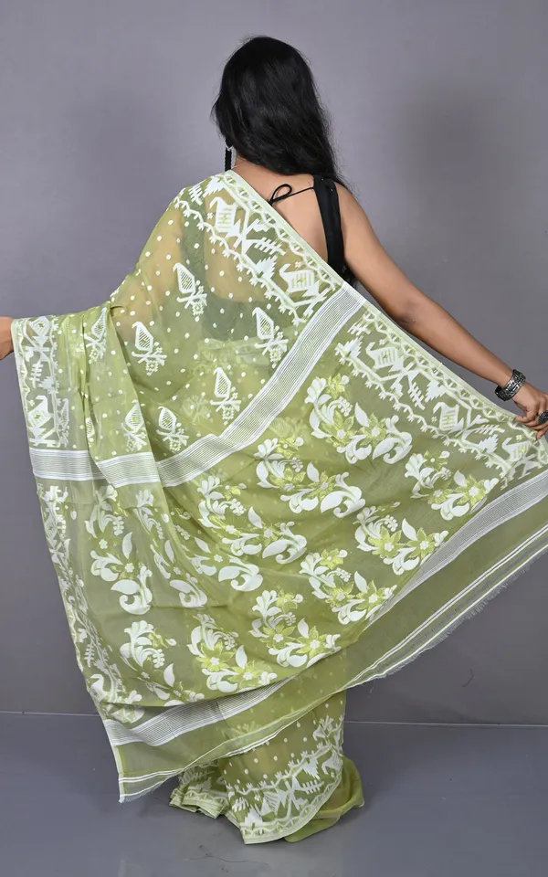 Solapuri_Work_Jamdani_Saree_In_Khaki_Green_Off_White_And_Golden