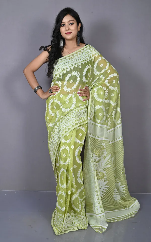 Solapuri_Work_Jamdani_Saree_Light_Olive_And_Off_White