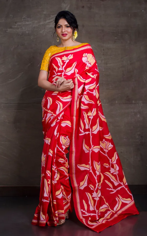 Hand_Embroidery_Blended_Silk_Kantha_Work_Saree_In_Red_Beige_And_Off_White_Thread_Work