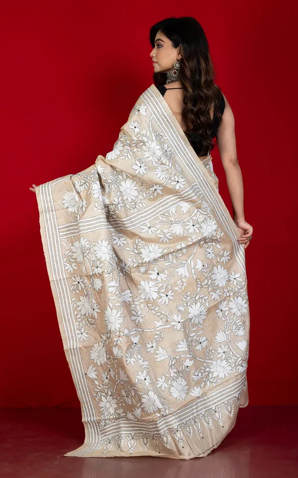 Premium_Quality_Hand_Embroidery_Kantha_Work_On_Pure_Gachi_Tussar_Saree_In_Beige_Black_And_Off_White