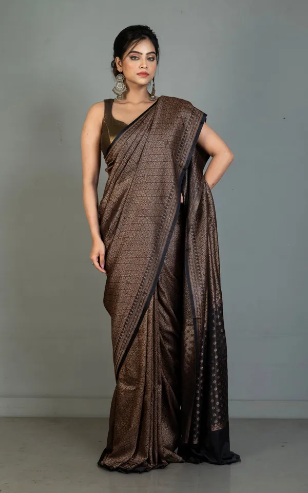 Brocade_Mashru_Katan_Banarasi_Silk_Saree_In_Obsidian_Black_And_Antique_Gold