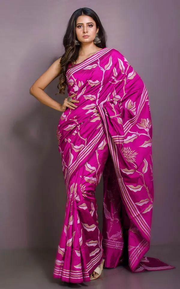 Hand_Embroidery_Blended_Silk_Kantha_Work_Saree_In_Royal_Fuchsia_Warm_Beige_And_Off_White_Thread_Work