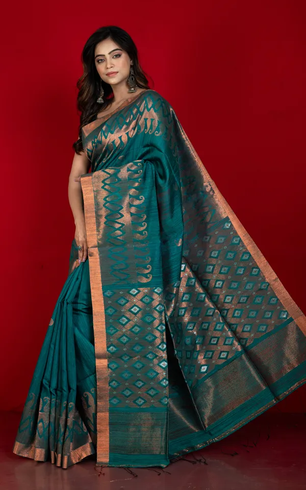 Woven_Paisley_Motif_Work_Premium_Tussar_Raw_Silk_Jamdani_Saree_In_Teal_Green_And_Copper