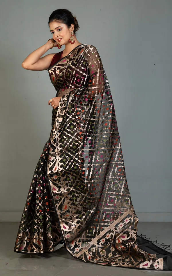 Traditional_Needle_Karat_Work_Soft_Resham_Jamdani_Silk_Saree_In_Black_And_Antique_Golden