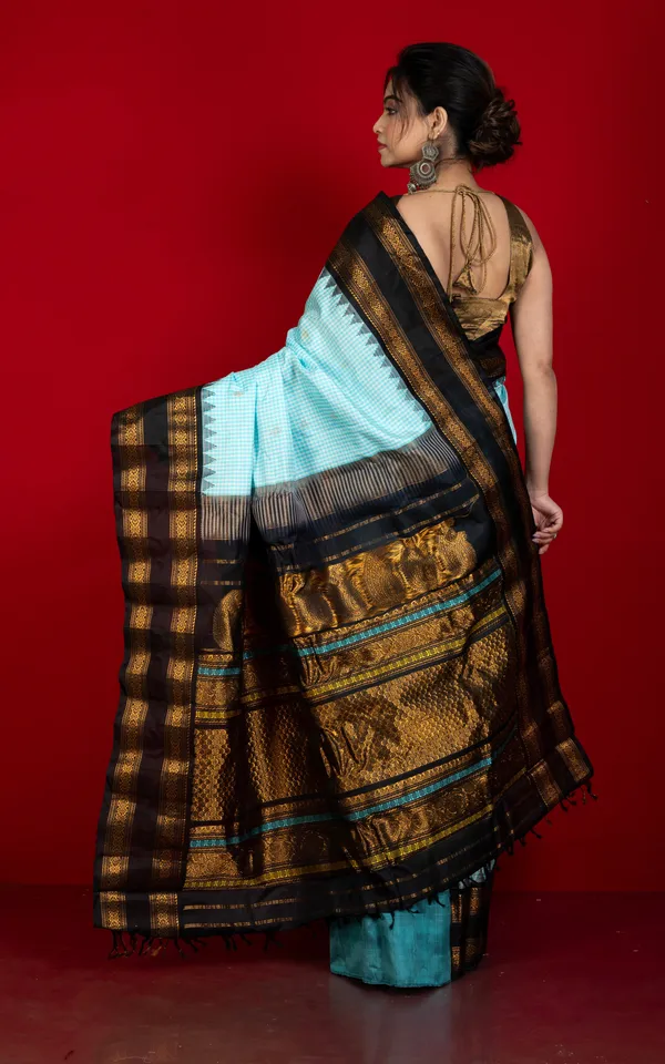 Exclusive_Micro_Checks_Gadwal_Silk_Saree_In_Powder_Blue_Off_White_Black_And_Golden_Zari_Work