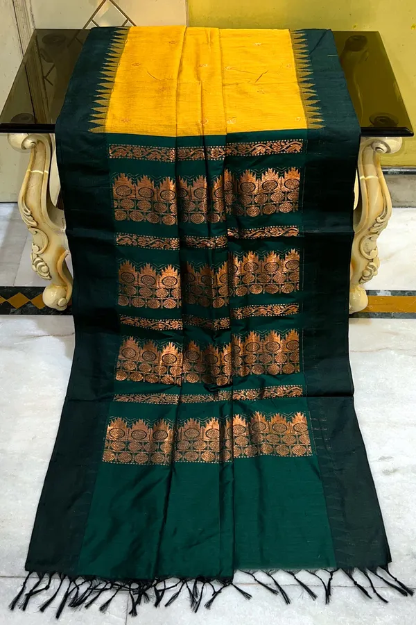 Soft_South_Cotton_Borderless_Pencil_Temple_Motifs_Gadwal_Saree_In_Golden_Yellow_And_Phthalo_Green