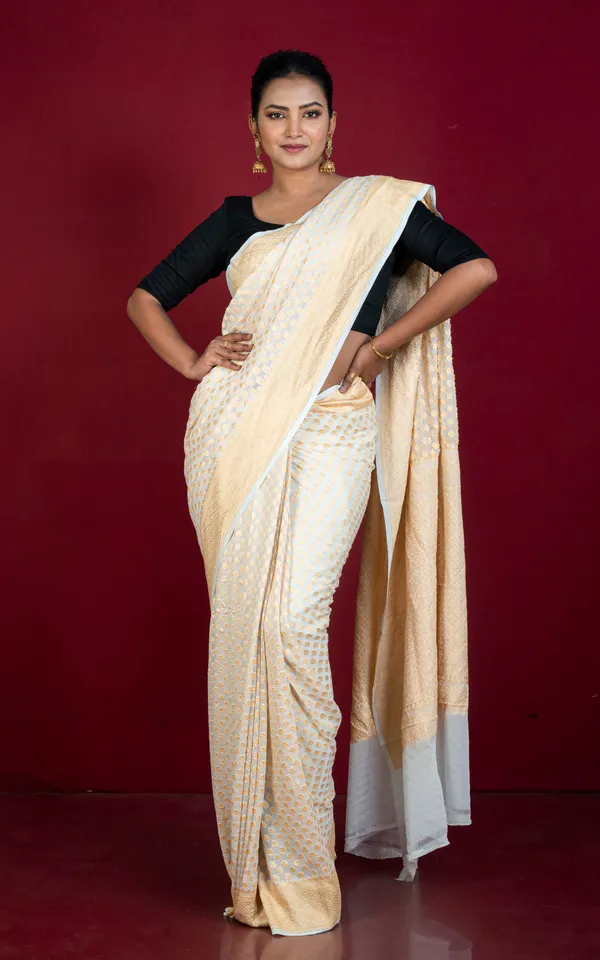 Hand_Woven_Medium_Border_Khaddi_Georgette_Banarasi_Saree_In_Titan_White_And_Cashmere_Gold